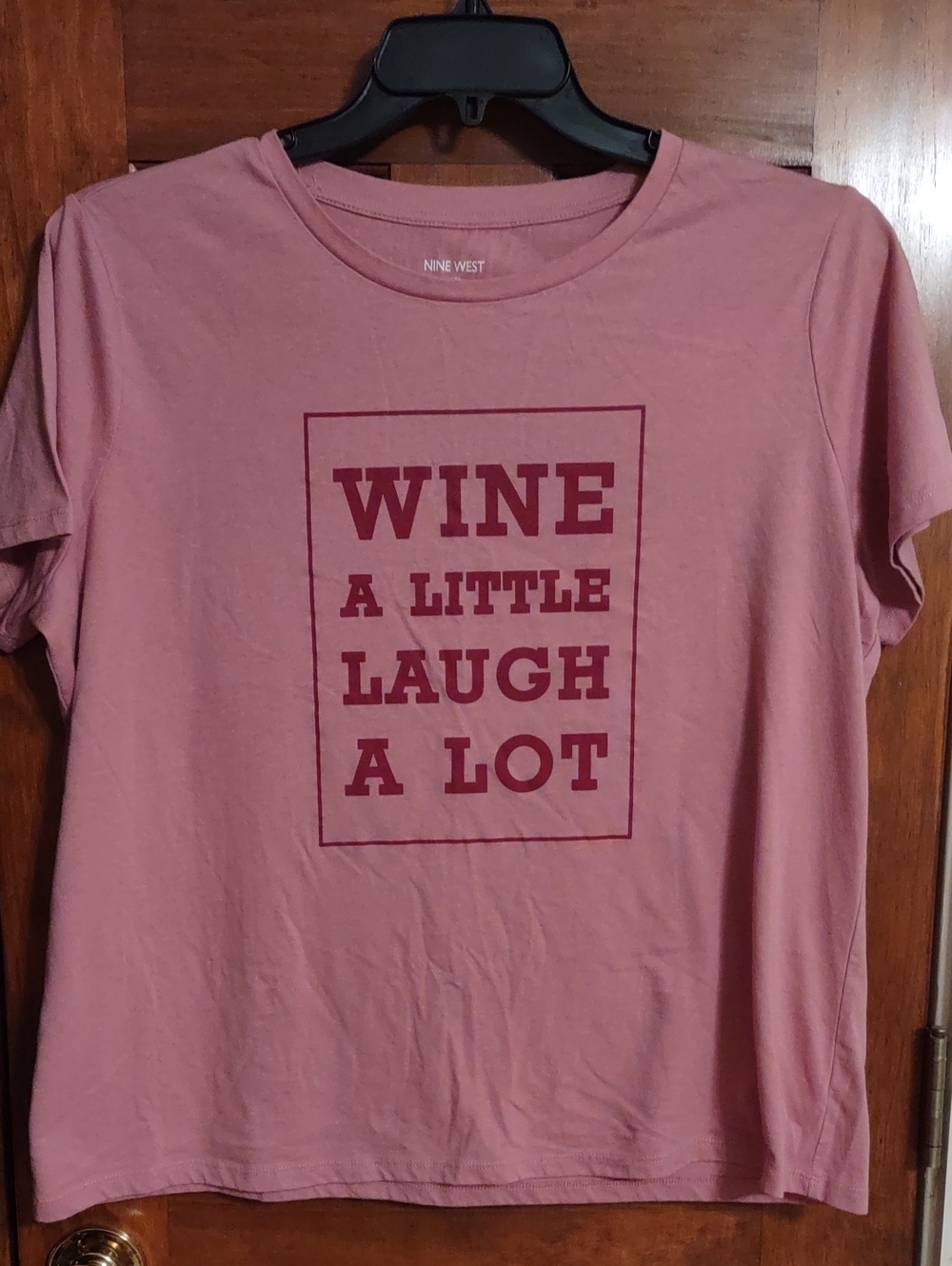 Nine West Mauve Short-Sleeve Graphic Tee with Burgundy Print